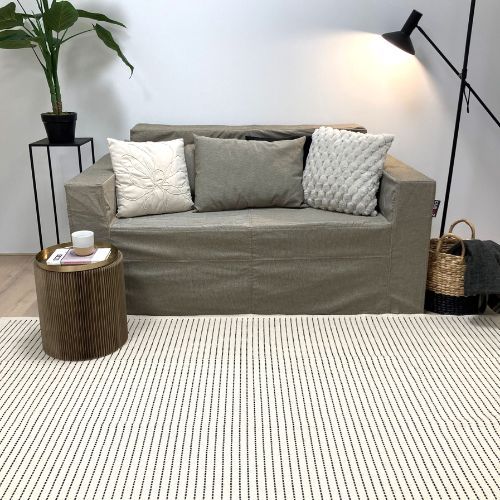 Woven rug STRIPE. Fits perfectly to our Home Staging products | CUBIQZ