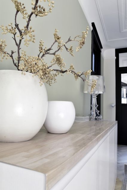 kartonnen dressoir met houten blad van cubiqz