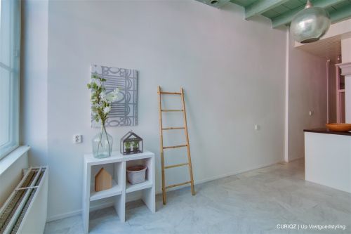DRESSOIR MET 2 VAKKEN (prijs is exclusief accessoires) uit de LUUCK collectie van CUBIQZ, hét modulaire meubelsysteem van karton
