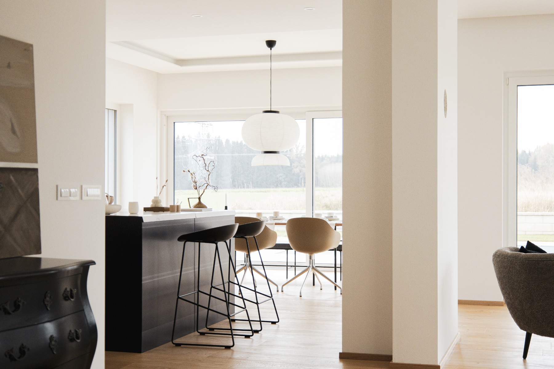 Vormvaste kartonnen keukenmodule van Cubiqz voor stabiele homestaging opstellingen