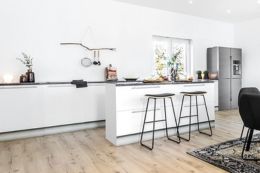 nel te plaatsen Cubiqz keukenmodule met uitvouwbare constructie voor homestaging