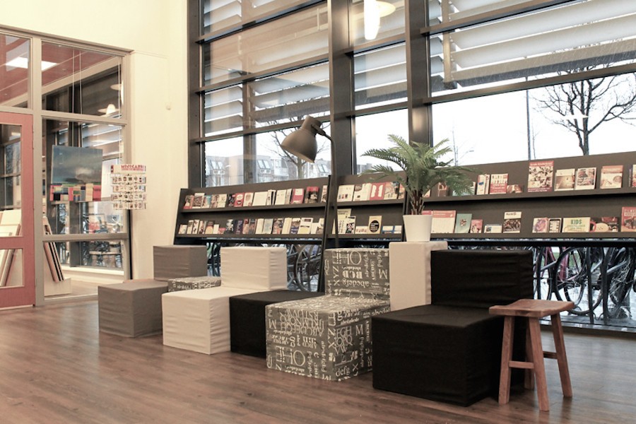 CUBIQZ cardboard modules for real seating CUBIQZ cardboard modules for real seating